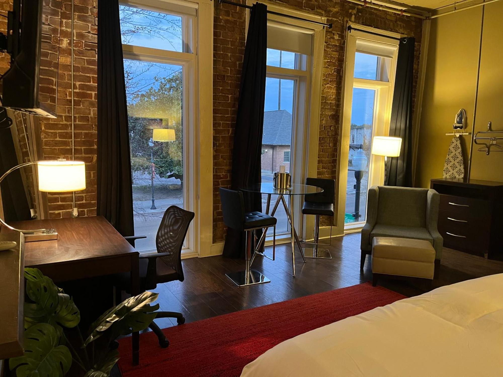 The Skylight Hotel Greenville Extérieur photo