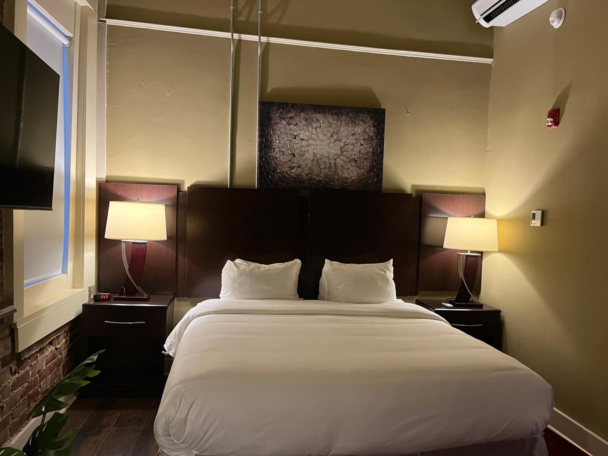 The Skylight Hotel Greenville Extérieur photo