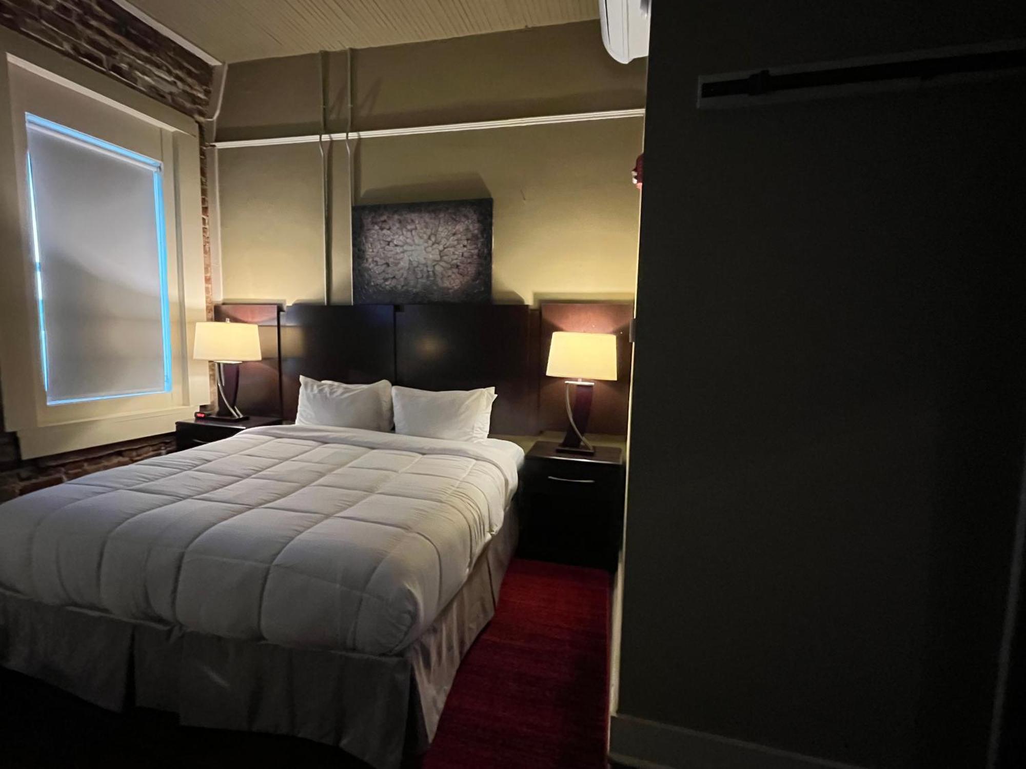 The Skylight Hotel Greenville Extérieur photo