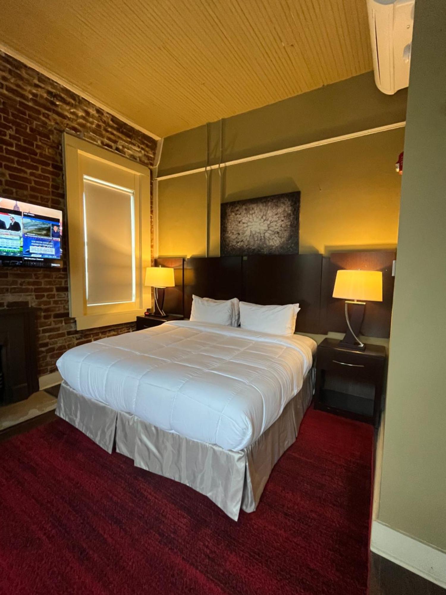 The Skylight Hotel Greenville Extérieur photo